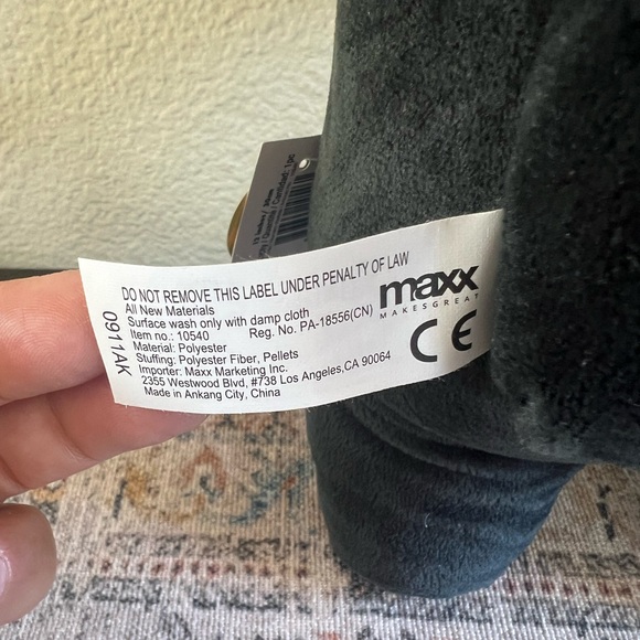 NWT AMONG US premium plush toy 12 inches tall. New and Rare black crew mate. - Picture 5 of 7